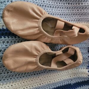 So Dança ballet shoes